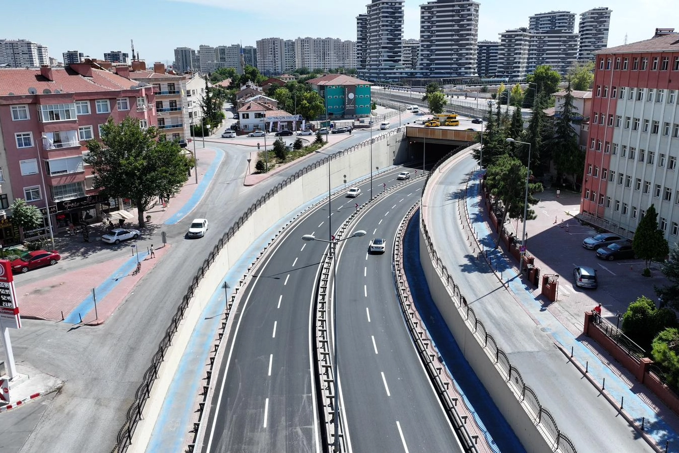 Konya’da Azerbaycan Alt Geçidi’nde asfalt yenilendi 