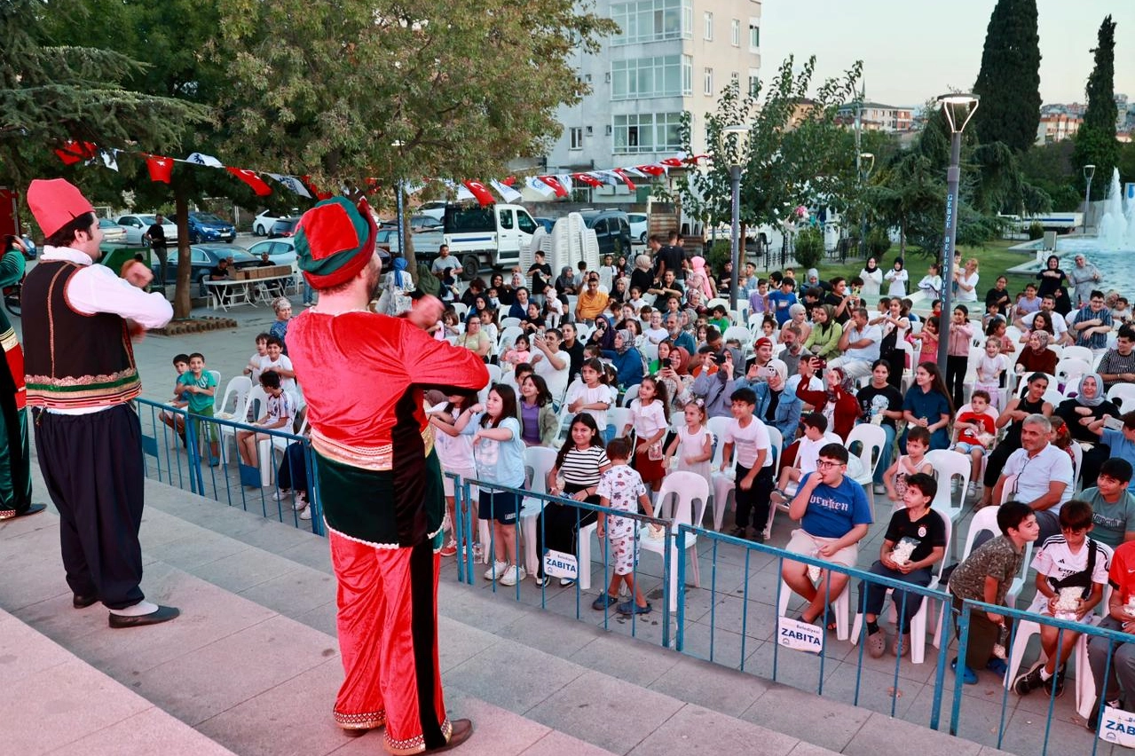 Kocaeli Gebze’de mahalle sineması coşkusu devam ediyor 