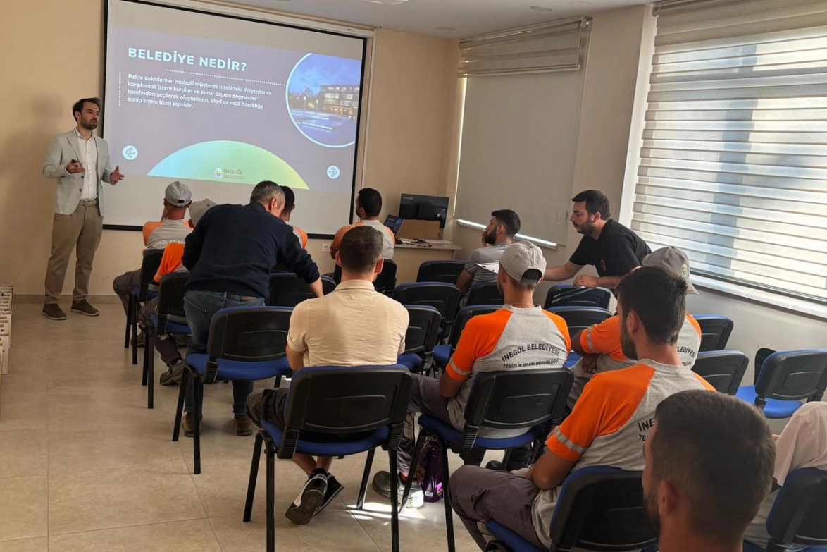 Bursa İnegöl'de yeni personellere oryantasyon 