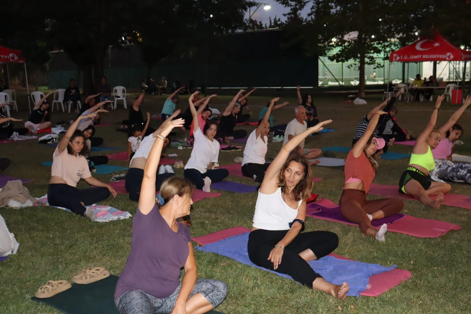 İzmit’te “Nefes Al İzmit” yoga etkinliği 