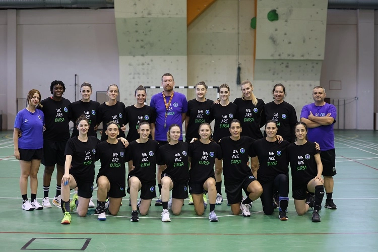 Bursa Büyükşehir Belediyespor Süper Kupa sınavında 
