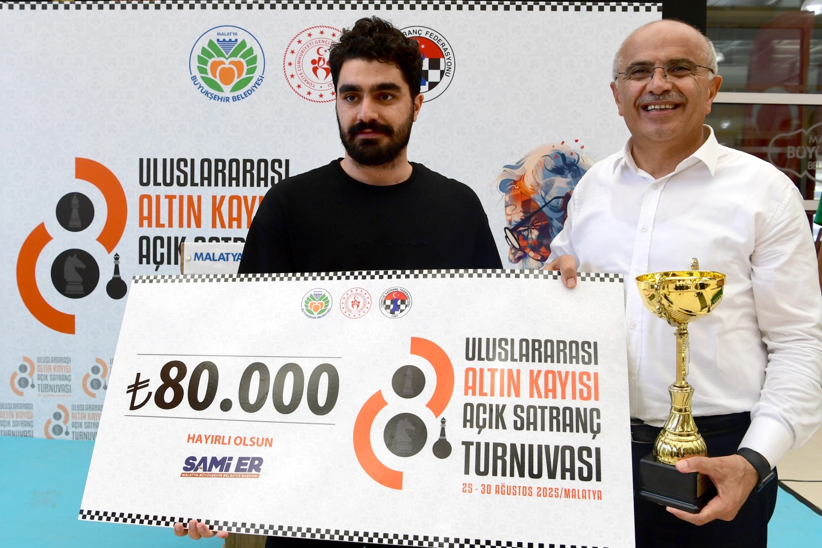 Malatya Uluslararası Altın Kayısı'da 'şah-mat'çılar ödüllendirildi 