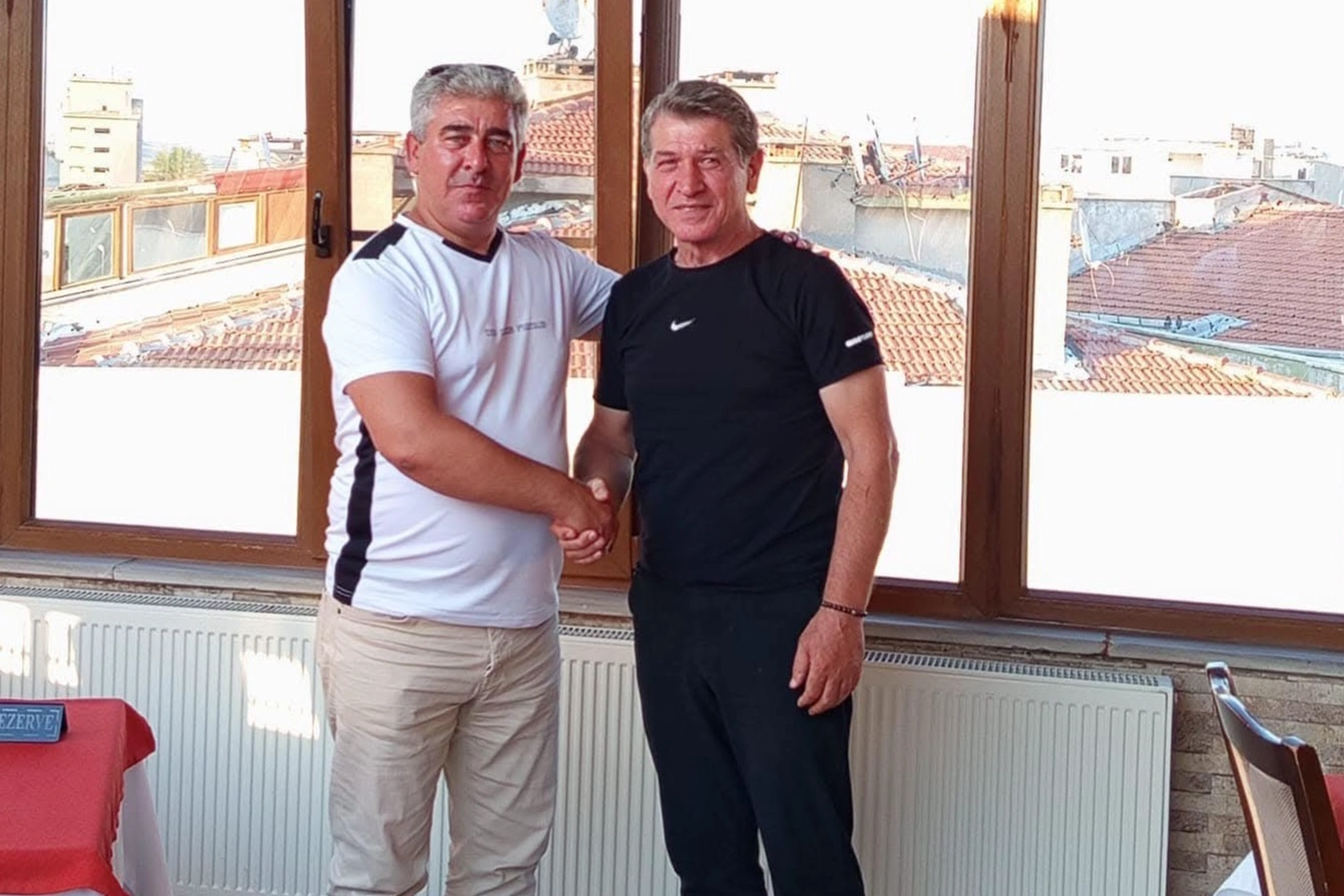 Uzunköprüspor'da sezon öncesi ayrılık 