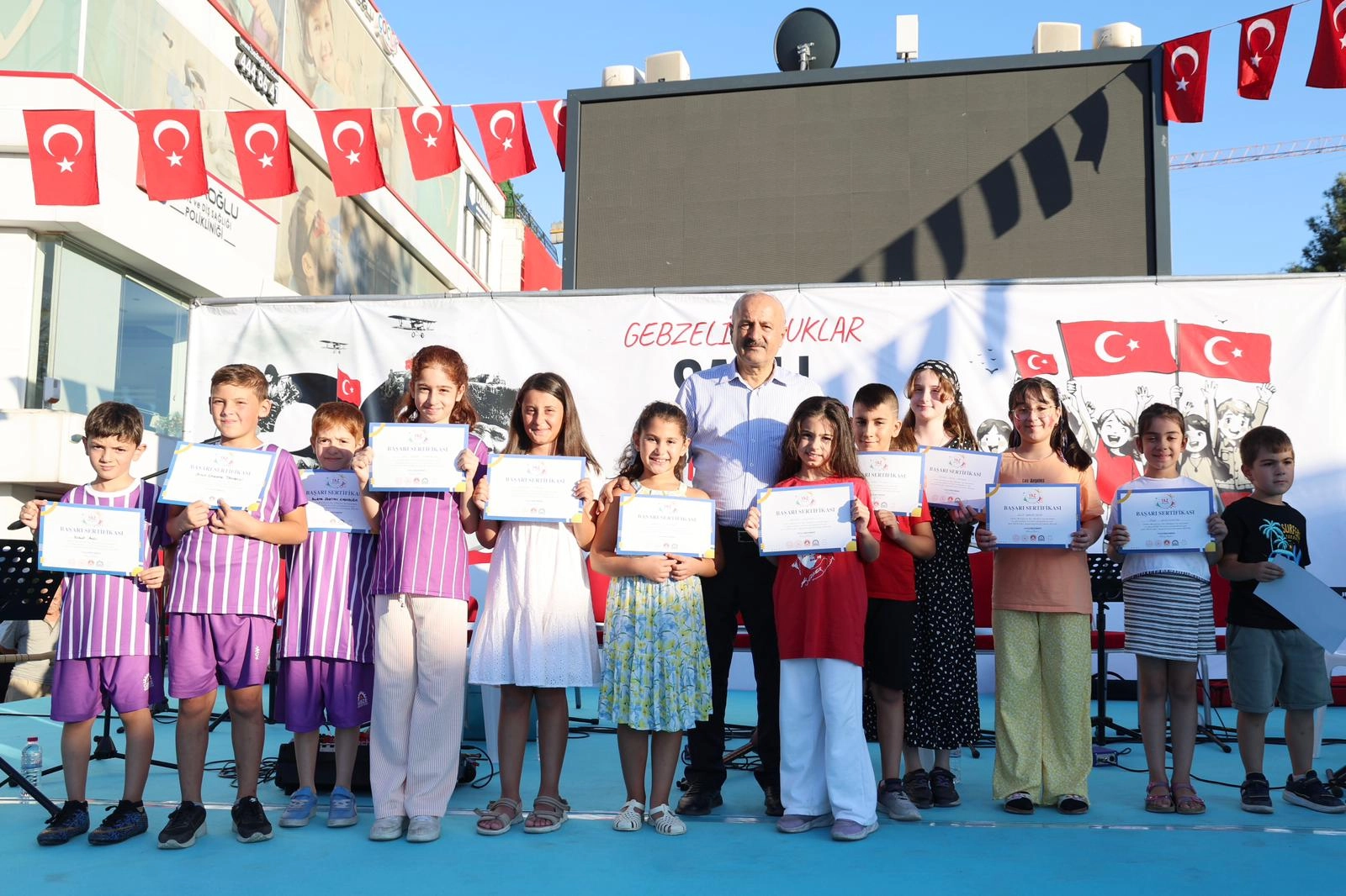Gebze’de Yaz Spor Okulları coşkuyla tamamlandı 