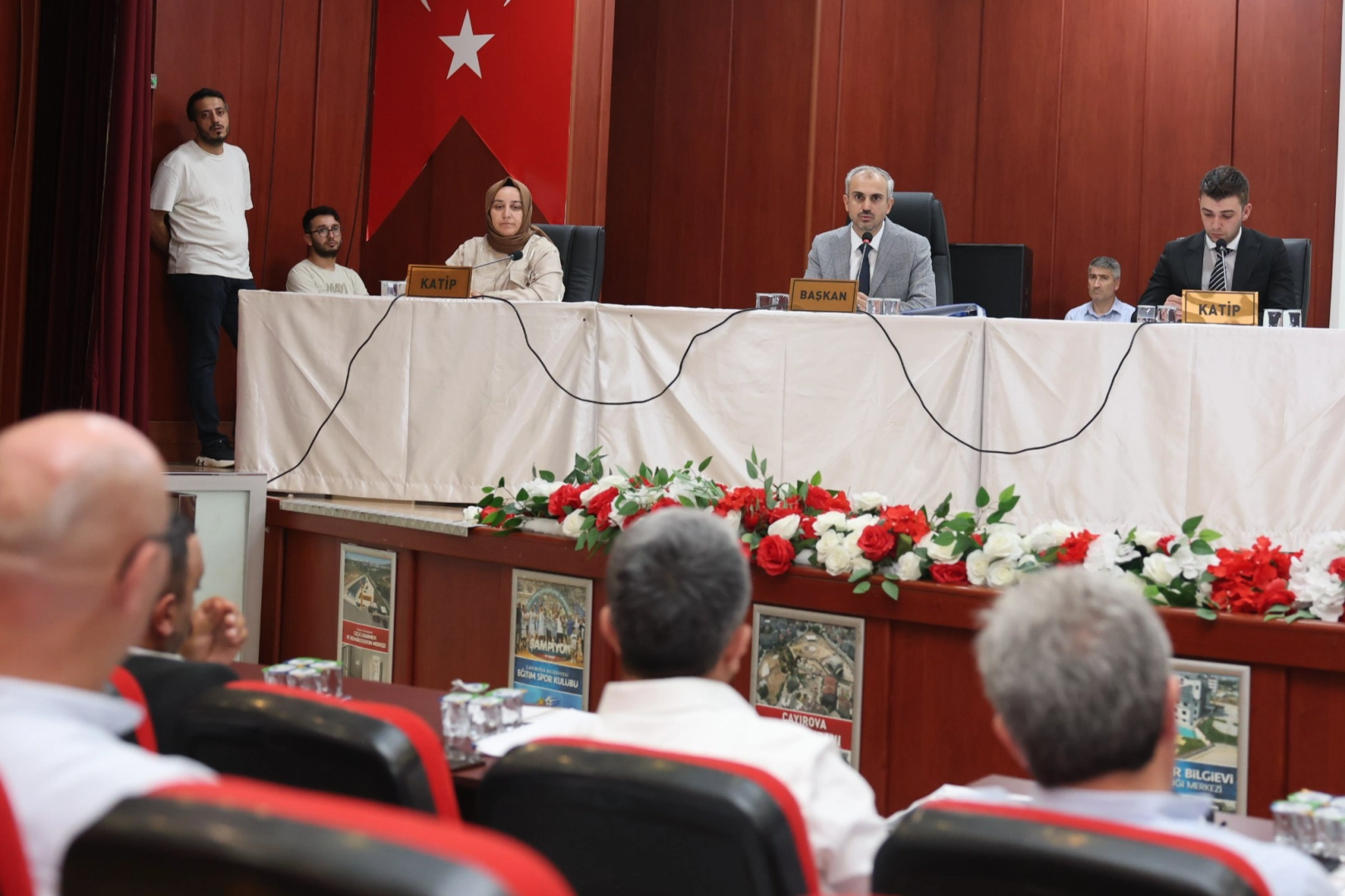 Kocaeli Çayırova’da asfalt robotu için oy birliği sağlandı 