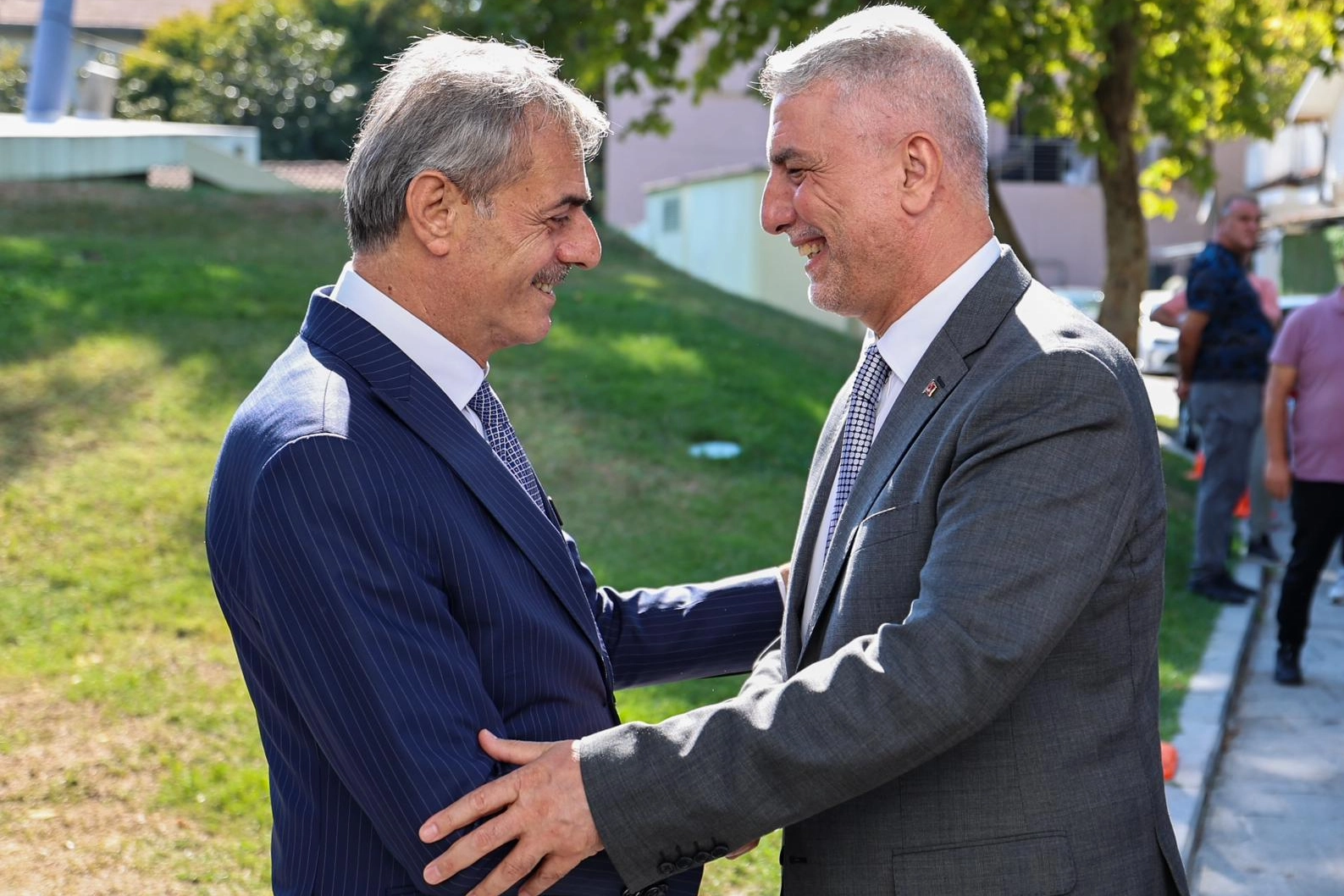 Bakan Bolat'tan Sakarya'ya ekonomik övgü 