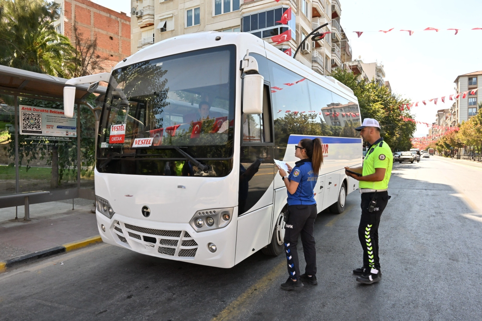 Manisa'da servis araçlarına denetim 