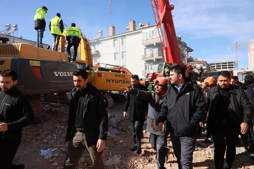 Bakan Kurum'a Elazığ'dan fahri berat 