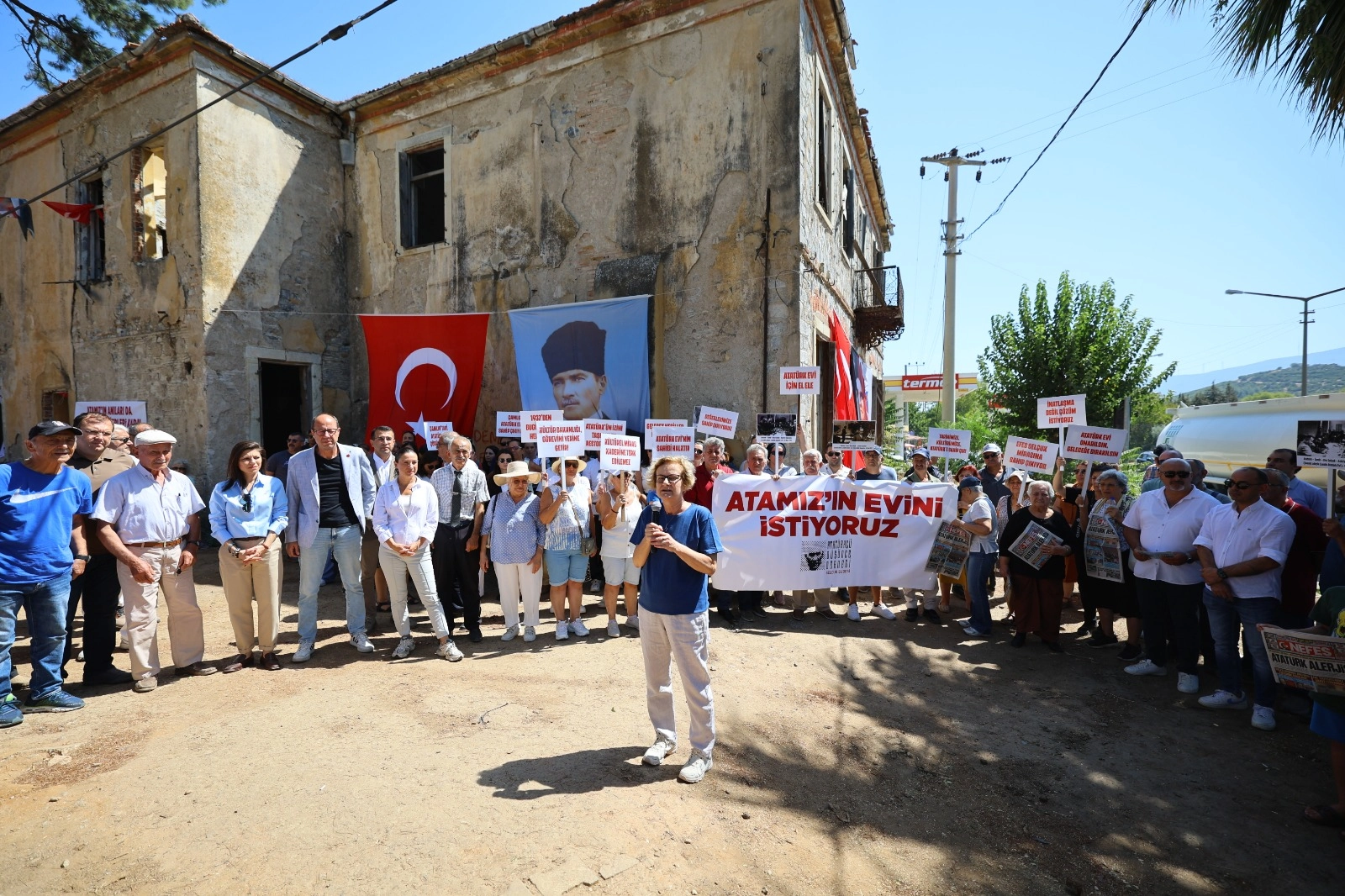 Efes Selçuk’tan Çamlık Atatürk Evi çağrısı: İnatlaşmayalım! 