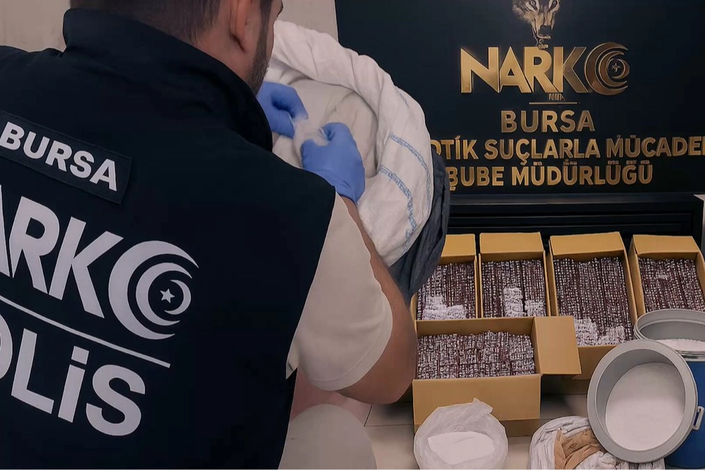 Bursa'da binlerce uyuşturucu hap ele geçirildi 