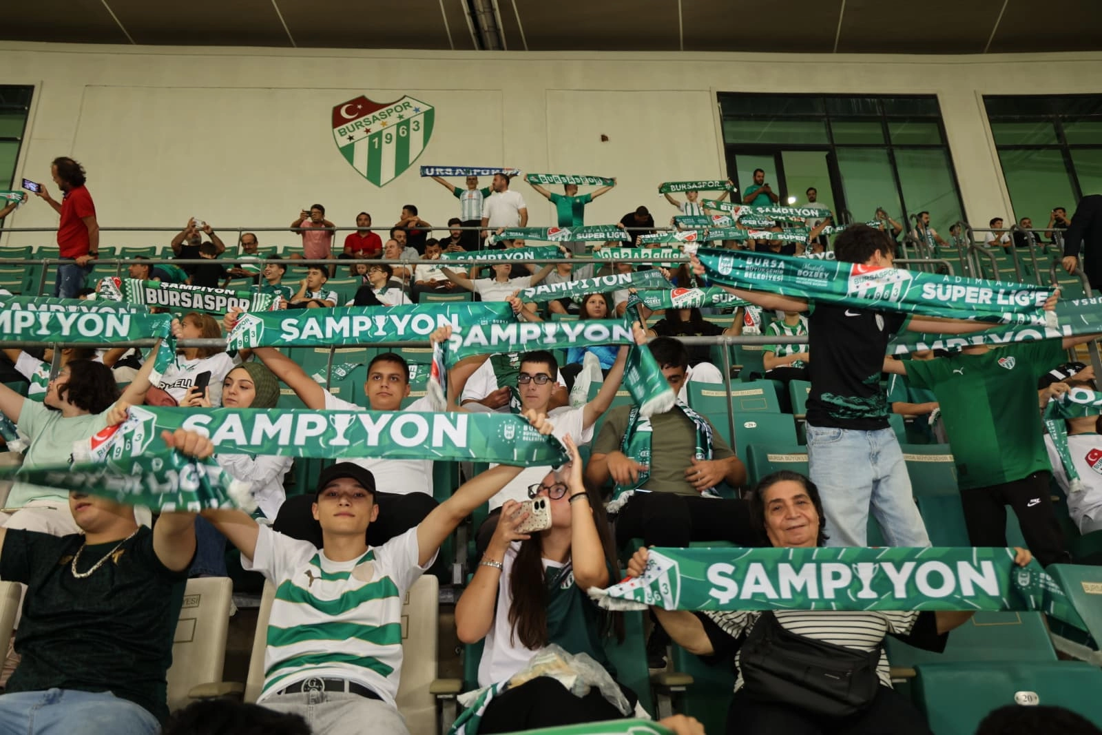 Bursalı gençlere Bursaspor sevgisi aşılanıyor 