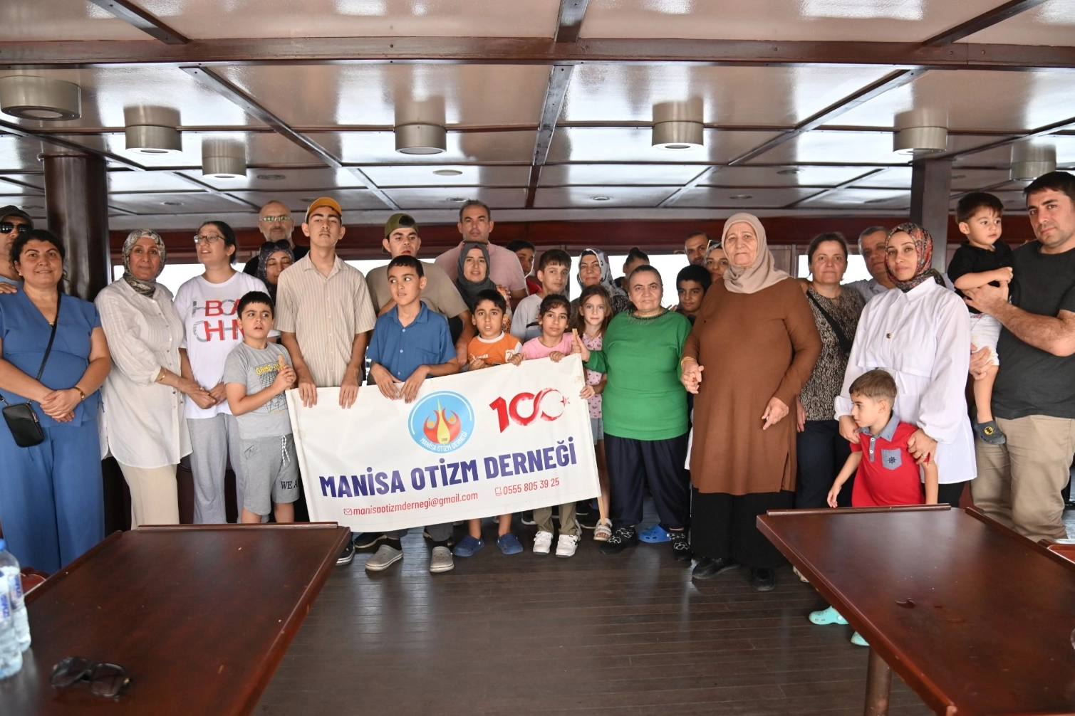Manisa'da özel bireylerin hayatına dokunan gezi 