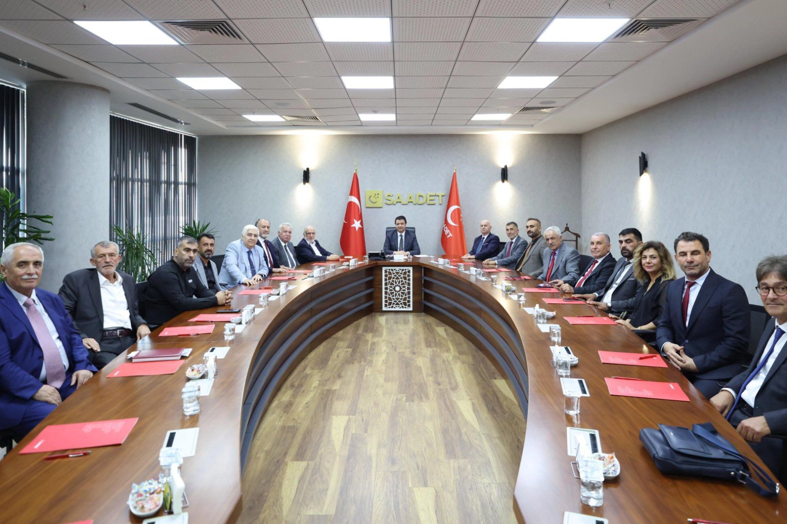 Demokratlar Konfederasyonu’ndan Ankara’da yoğun siyasi temas 