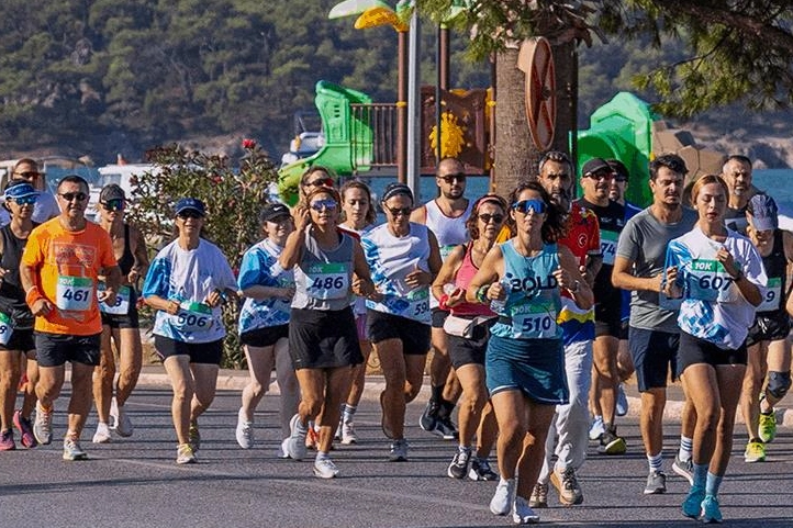 Ayvalık’ta maraton heyecanı başlıyor: 24 ülkeden 1.300 sporcu koşacak 