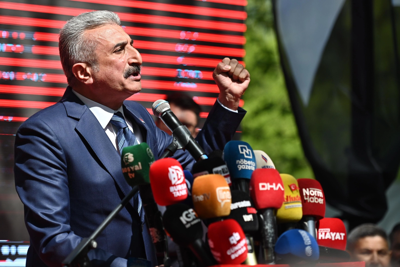CHP Bursa'dan 12 Eylül mesajı: Demokrasiyi savunmayı sürdüreceğiz 