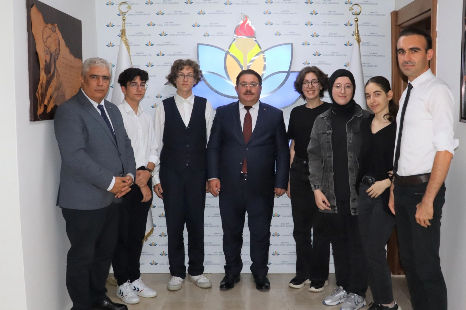 Sakarya'da Fen Lisesi öğrencilerinden TEKNOFEST öncesi Milli Eğitim'e ziyaret 