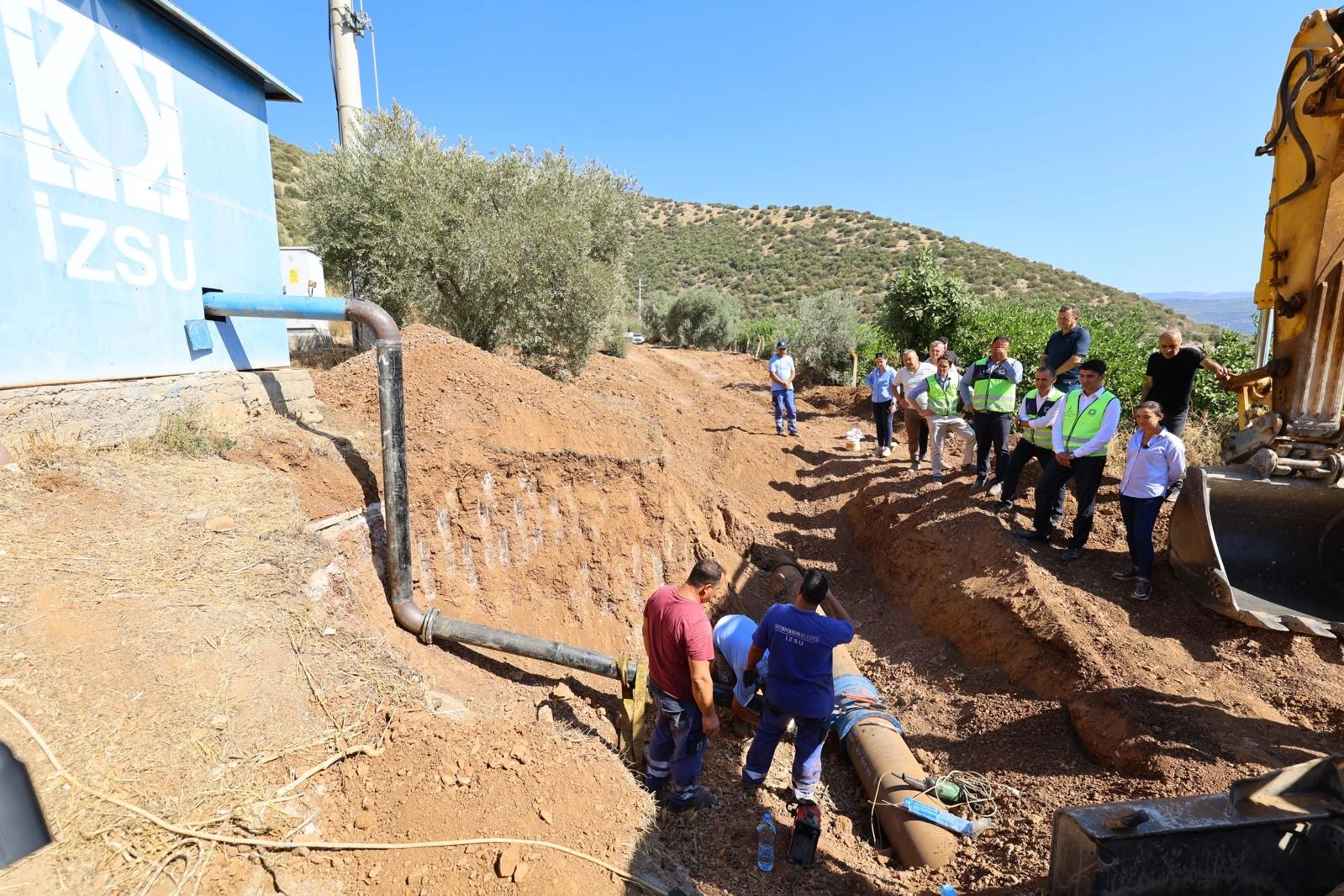 Su sıkıntısı yaşayan İzmir'de can suyu operasyonu 