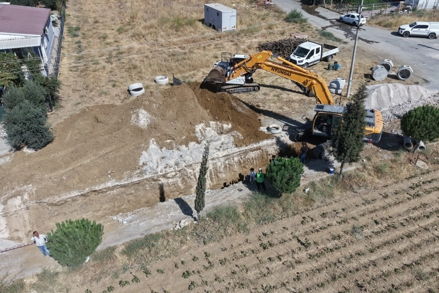 Manisa'da Irlamaz ve Selvilitepe'ye yeni altyapı 