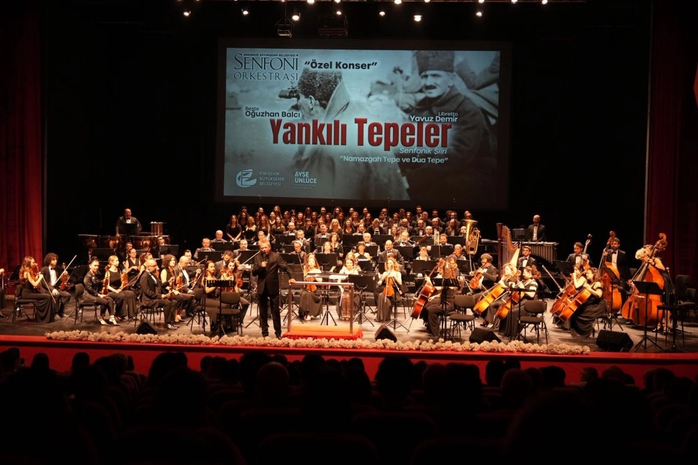 Eskişehir’de senfonik orkestrası özel konseri büyük beğeni topladı 