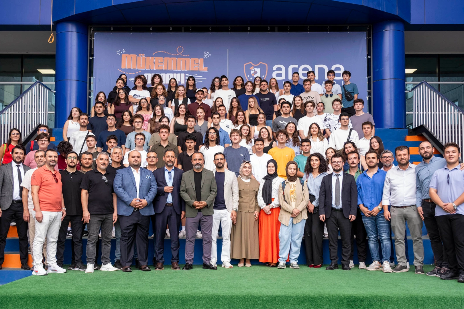 Bursa'da Arena mezunları geleneksel pilav gününde buluştu 