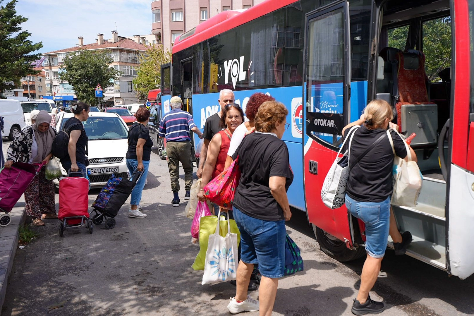 İstanbul'da ücretsiz ulaşımda 'Yol Arkadaşım Maltepe'nin yeni durağı Gülensu oldu 