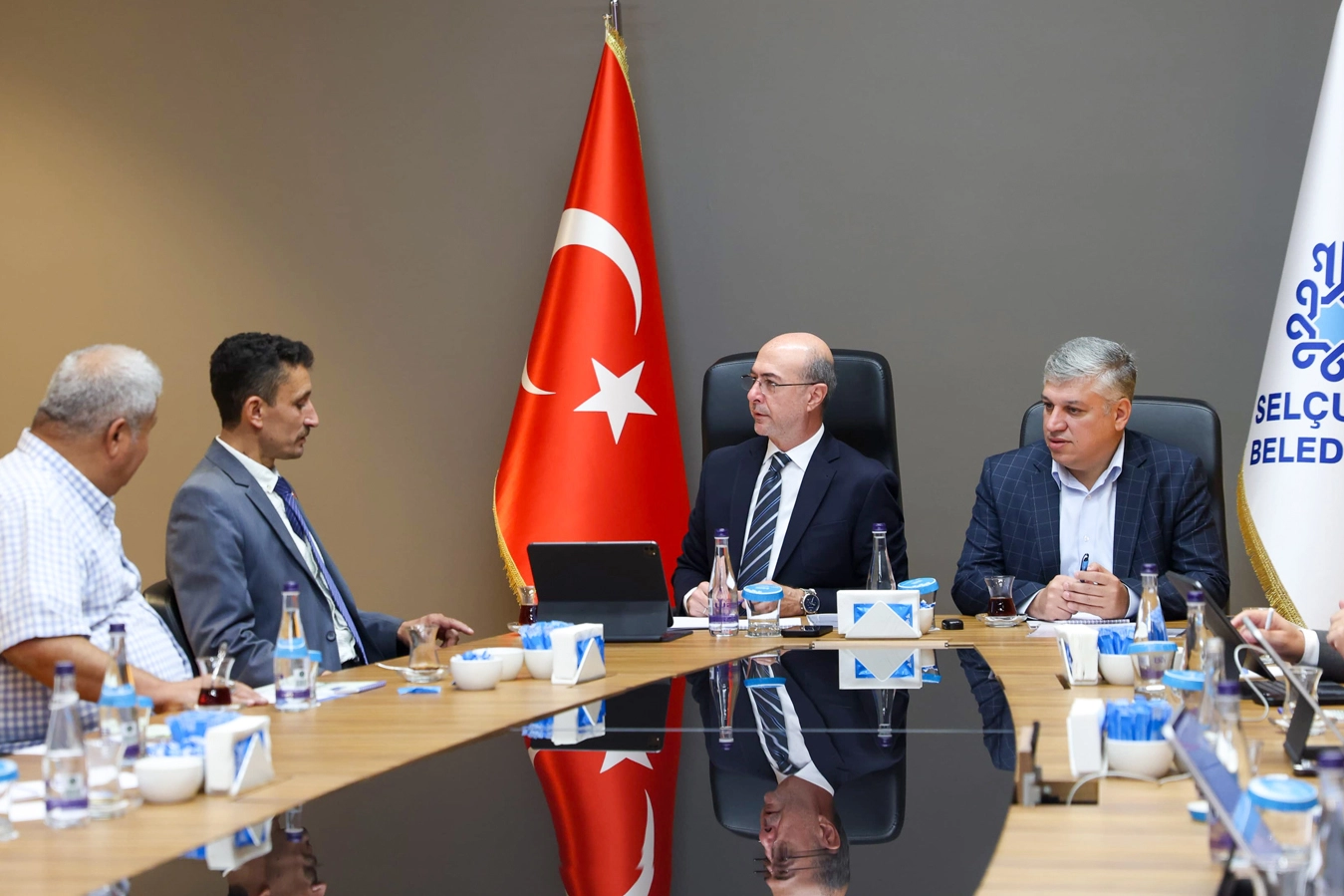 Konya Selçuklu'da muhtarlarla hizmet istişaresi 