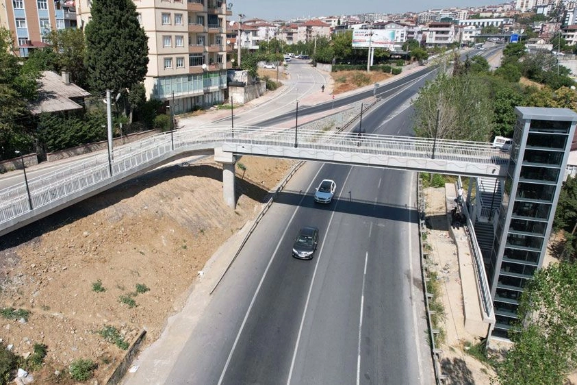 Gebze'deki üst geçit asansörüne bakım 