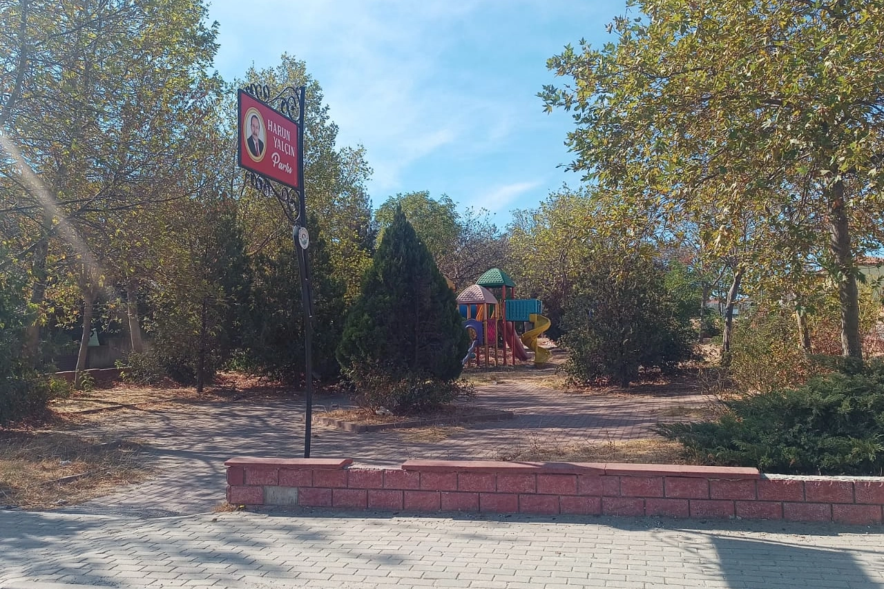 Harun Yalçın Parkı’ndaki bakımsızlık vatandaşın tepkisini çekiyor 
