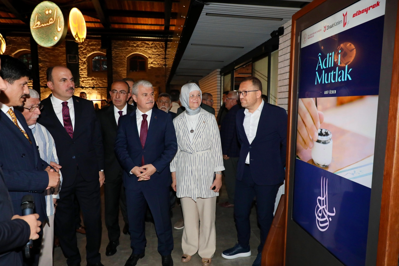 Adaletin hat sanatıyla buluştuğu sergi Konya’da 