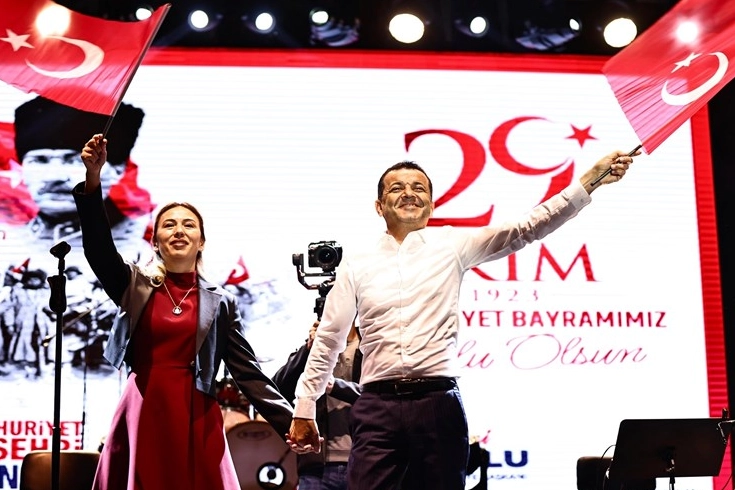 Cumhuriyet coşkusu Denizli’yi sardı 