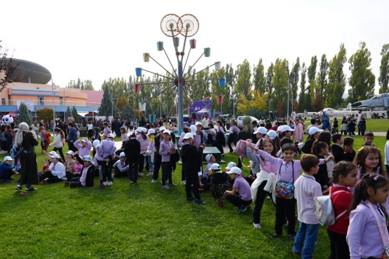 Eskişehir’de bilim şöleni başladı 