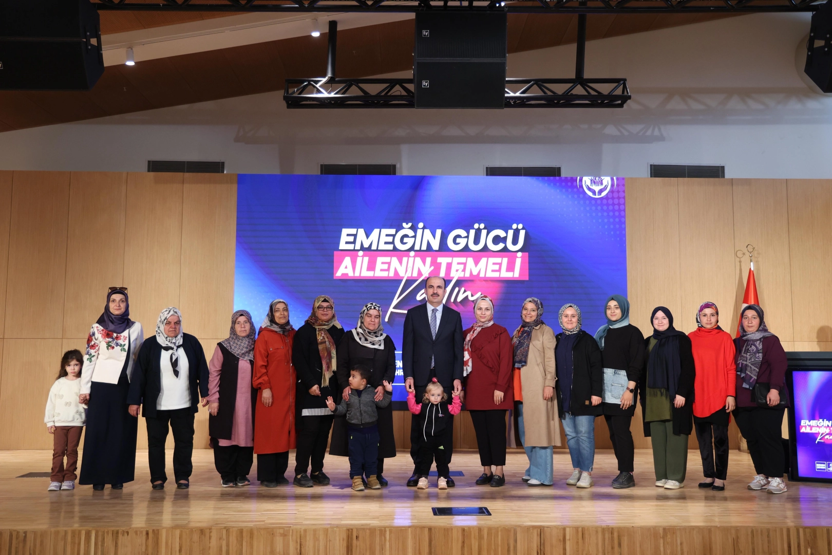 Konyalı kadınlara 'Aile Yılı' gezisi 
