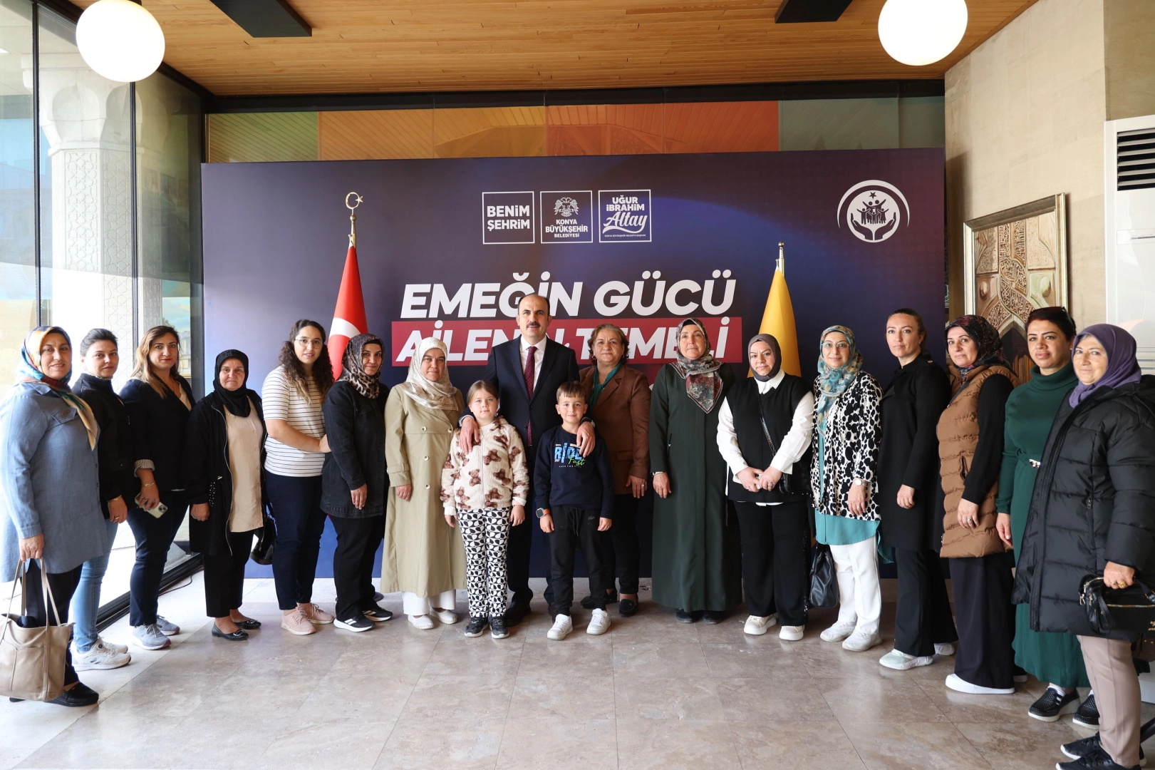 Konya'da Başkan Altay kadınları ağırlamayı sürdürüyor 