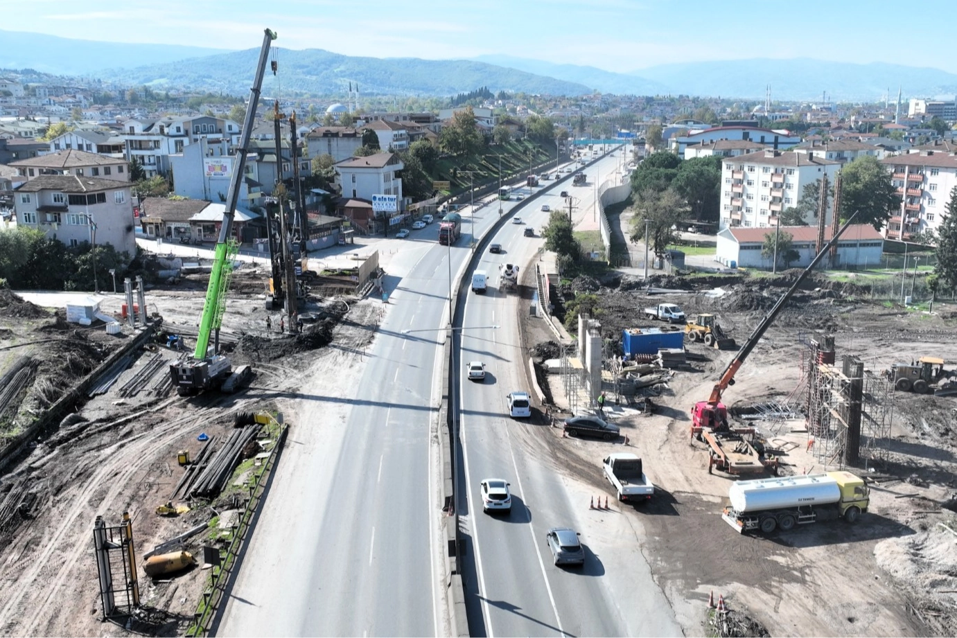 Kocaeli Başiskele'de fore kazıklar çakılıyor 