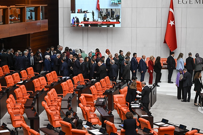 Sayıştay'a 5 yeni üye 