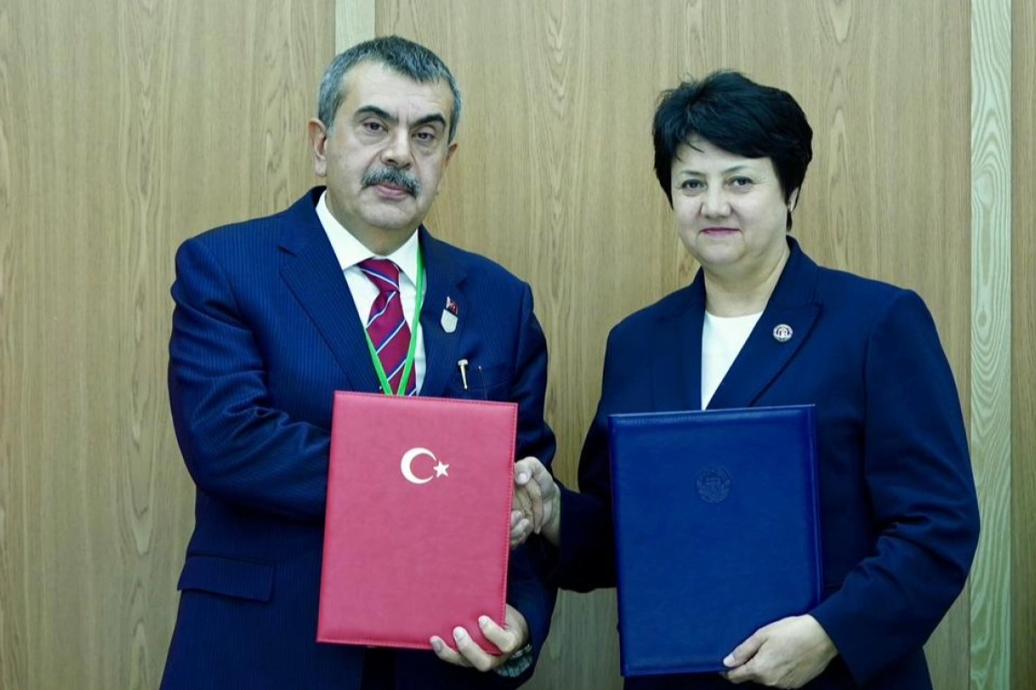 Türkiye Özbekistan arasında eğitim iş birliği 