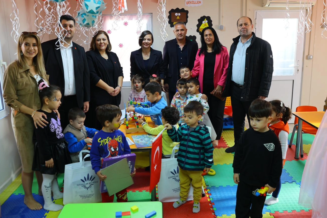 İzmir Karabağlar’da üçüncü oyun akademisi açıldı 