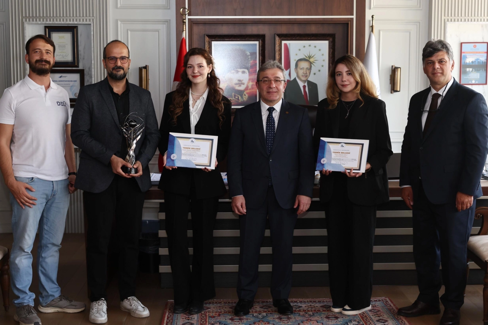 Dokuz Eylül'lü öğrencilerden büyük başarı 