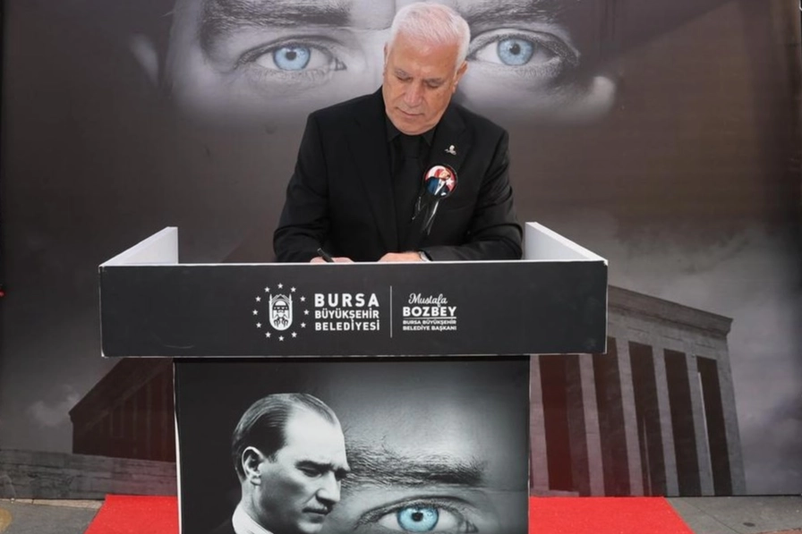 Başkan Bozbey duygularını satırlara döktü 