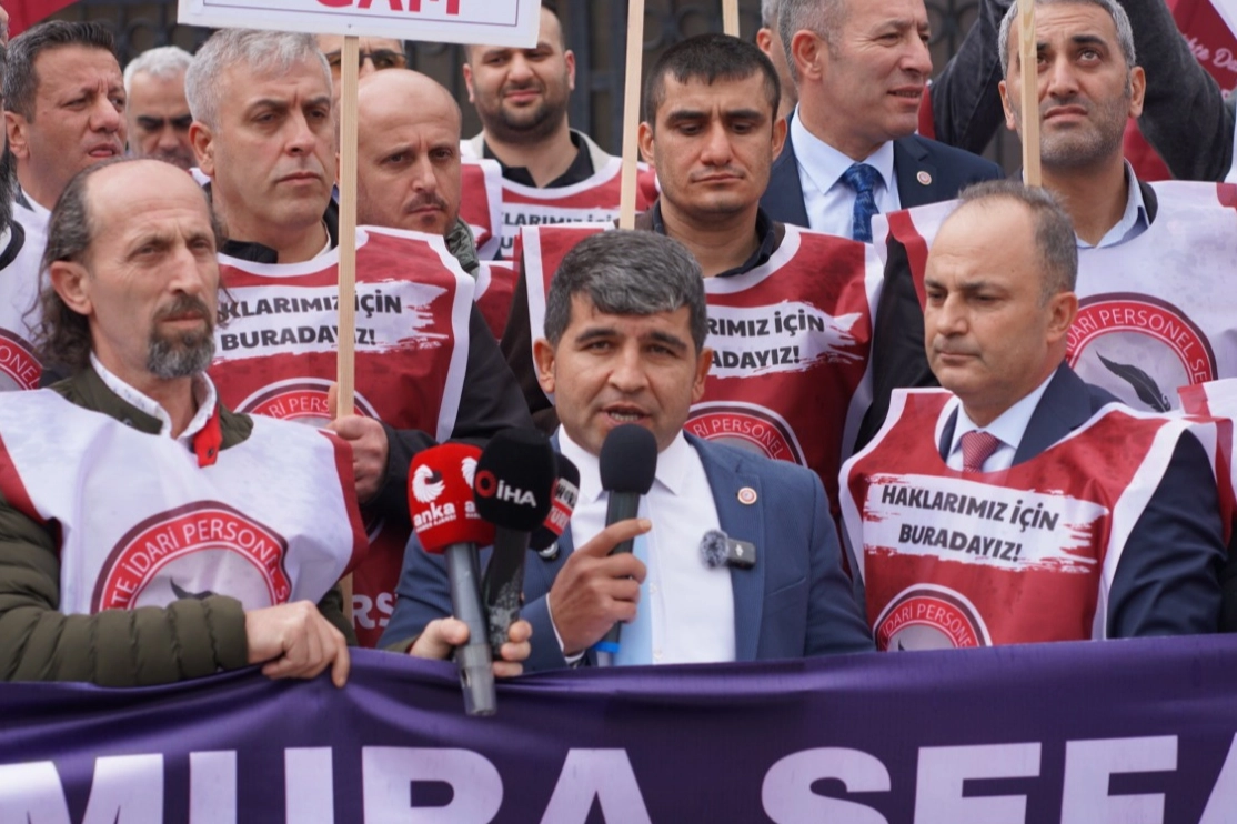 ÜNİPERSEN, 'işçi memurun amiri olamaz' davasını kazandı 