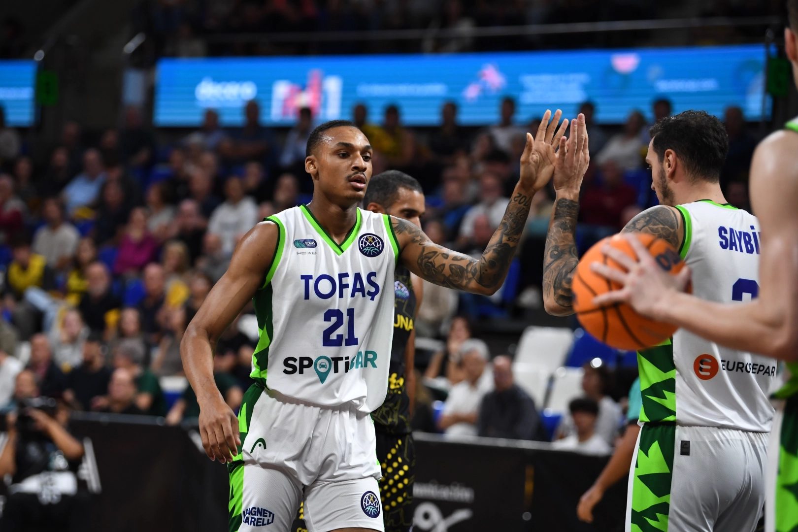 TOFAŞ, Tenerife deplasmanında 80-70 mağlup oldu 