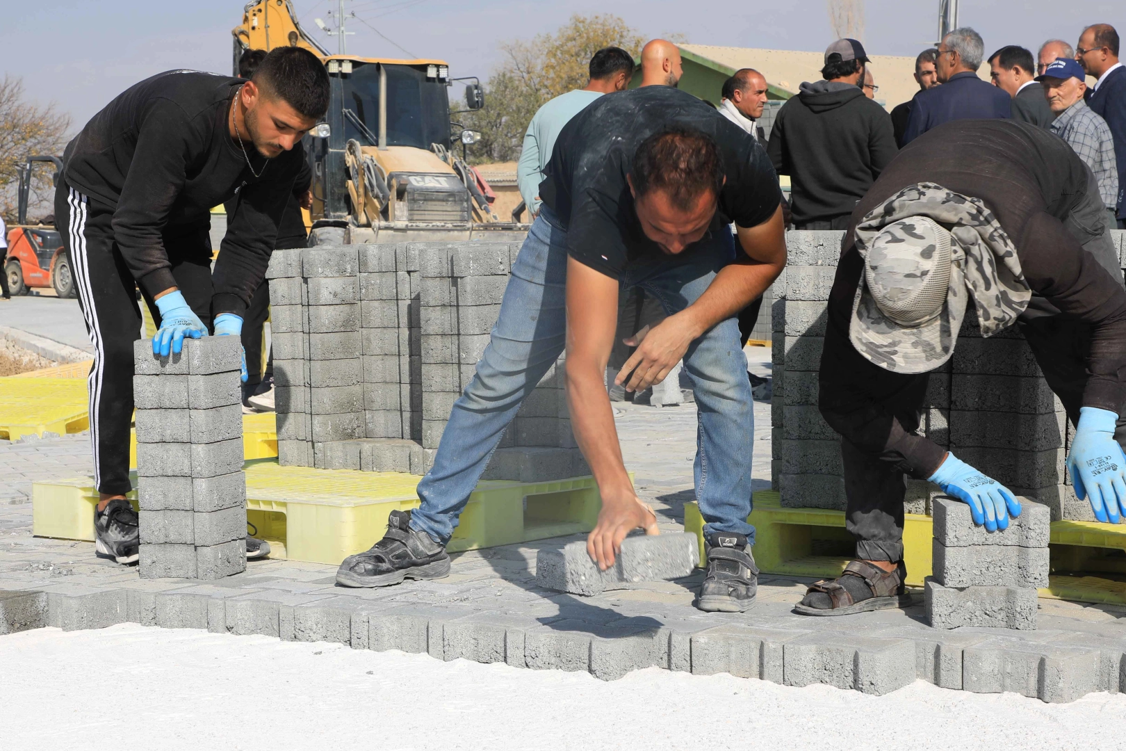 Konya Karatay Belediyesi, ilçenin her noktasına hizmet götürüyor 