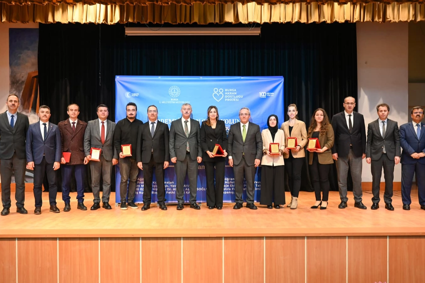 Bursa’da erdemli insanla akran dostluğunda 2. yıl tanıtımı 