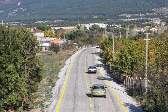 Denizli Büyükşehir Karataş-Pınarlık yolunu tamamladı 