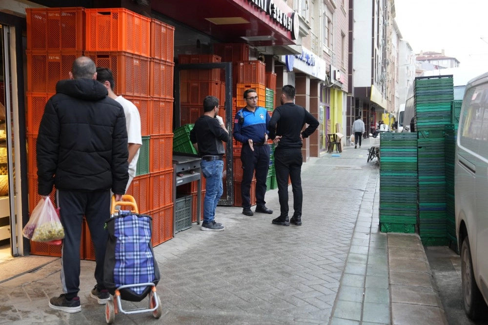 Eskişehir'de kaldırım işgallerine sıkı denetim 