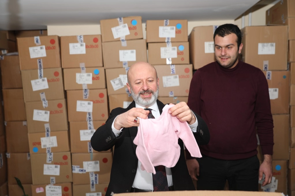 Kayseri Kocasinan'dan 5 bin aileye kışı ısıtan destek 