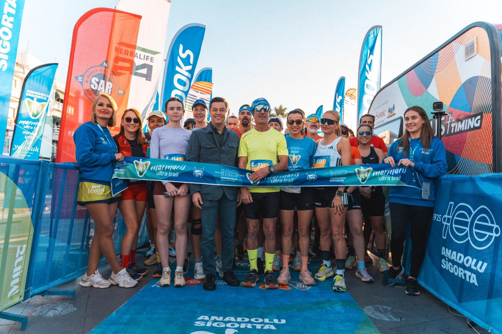 Marmaris Ultra Trail'de 15 ülkeden bin 226 sporcu 'mavi ile yeşilin' peşinde 