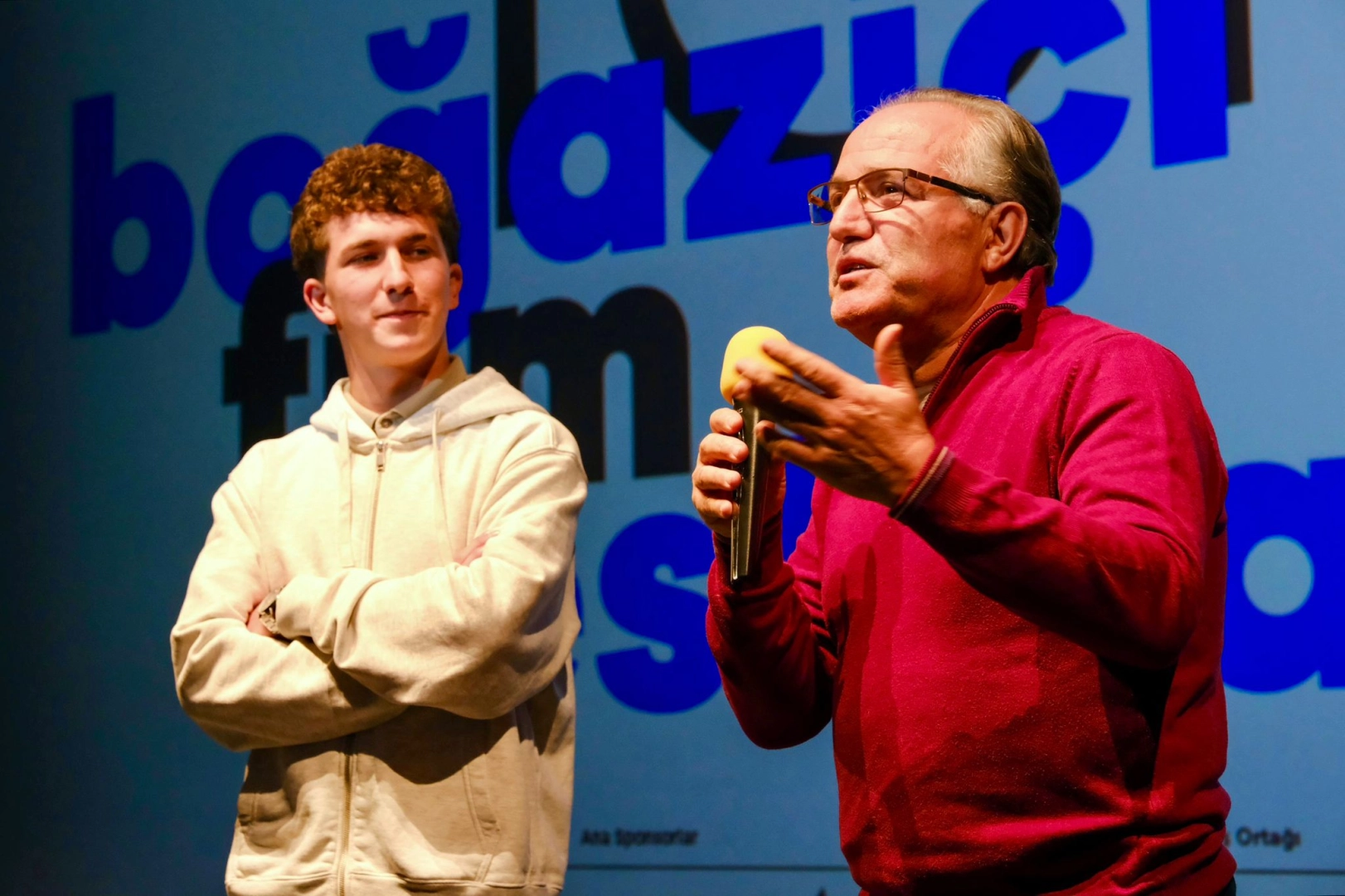 Kuzey Makedonya’nın ilk Türkçe uzun metrajlı filmi 'DJ Ahmet' gösterildi 