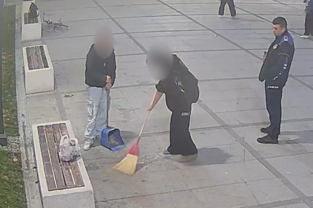 Bursa İnegöl aynı manzarayı yine affetmedi! İnegöl'de kural belli: Kirleten, temizler ve öder! 