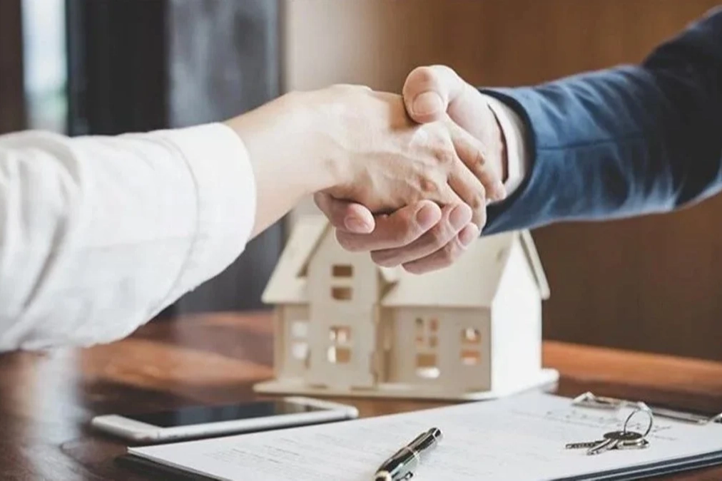 Milyonlarca kiracıdan TBMM'ye çağrı: Emlakçı komisyonunu artık ev sahibi ödesin 